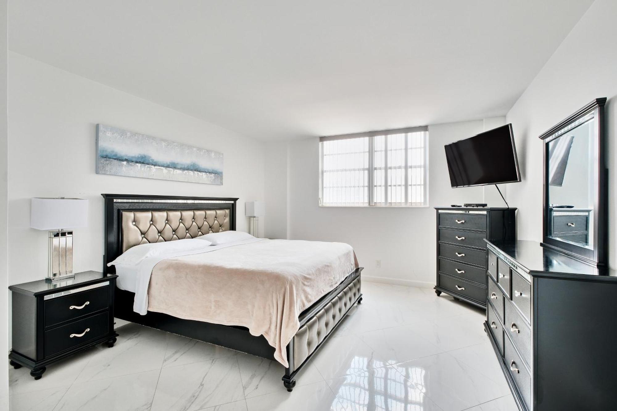 Miami Beach Collins Ave Apartments Free Parking Санні-Айлс-Біч Номер фото