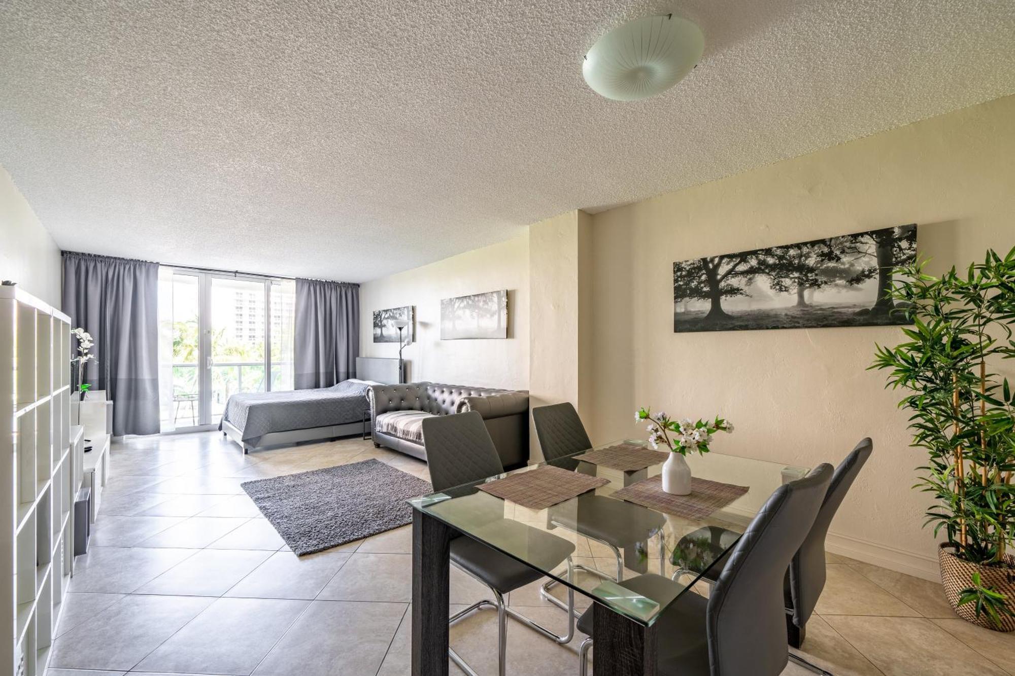 Miami Beach Collins Ave Apartments Free Parking Санні-Айлс-Біч Екстер'єр фото